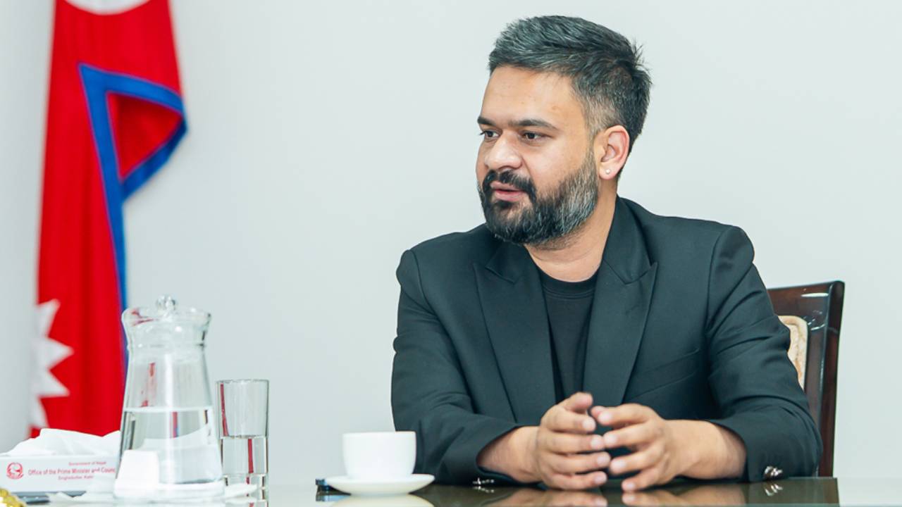 एनपिएललाई शुभकामना दिँदै प्रधानमन्त्रीले भने- नेपाली क्रिकेट अमर रहास् 